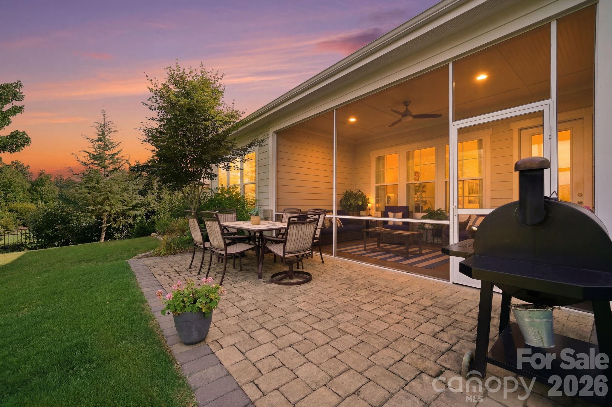 1012 Overlake Drive