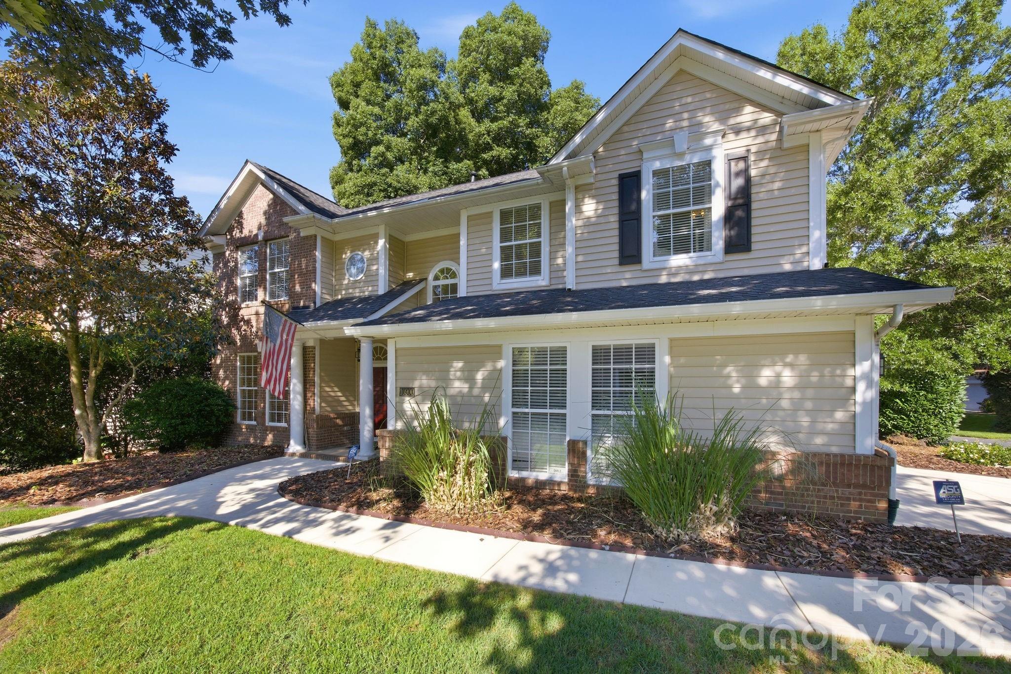 10900 Owl Nest Lane
