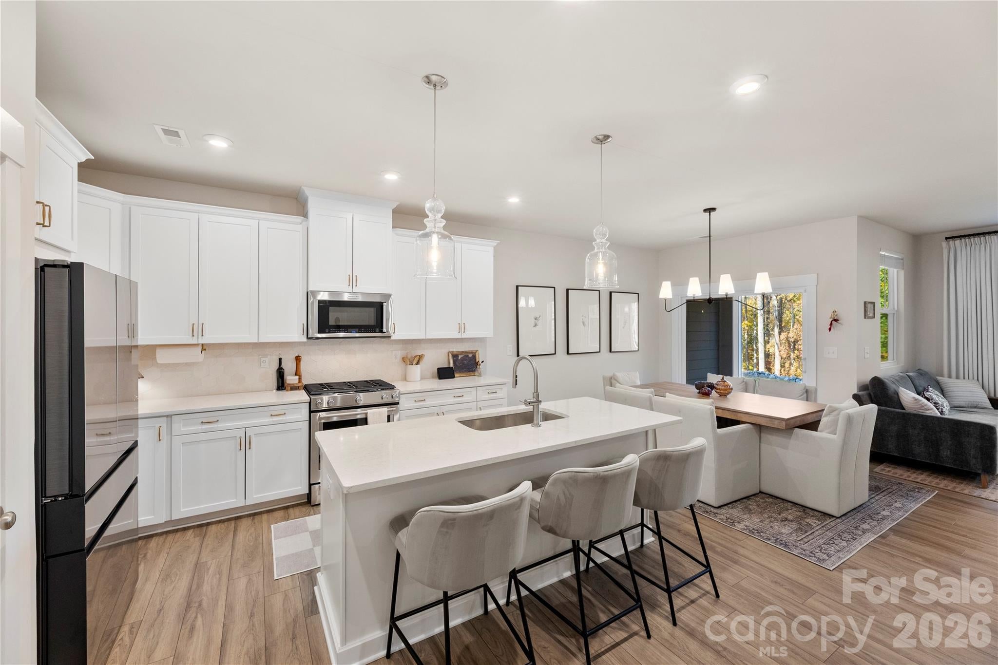 9722 Munsing Drive