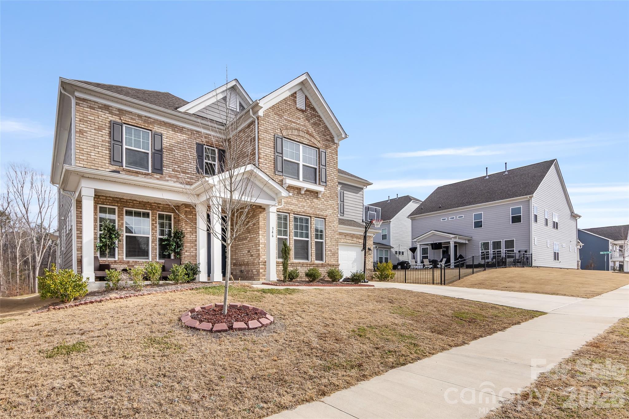 346 W Waterlynn Road