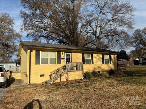 806 Walnut Street Belmont NC 28012