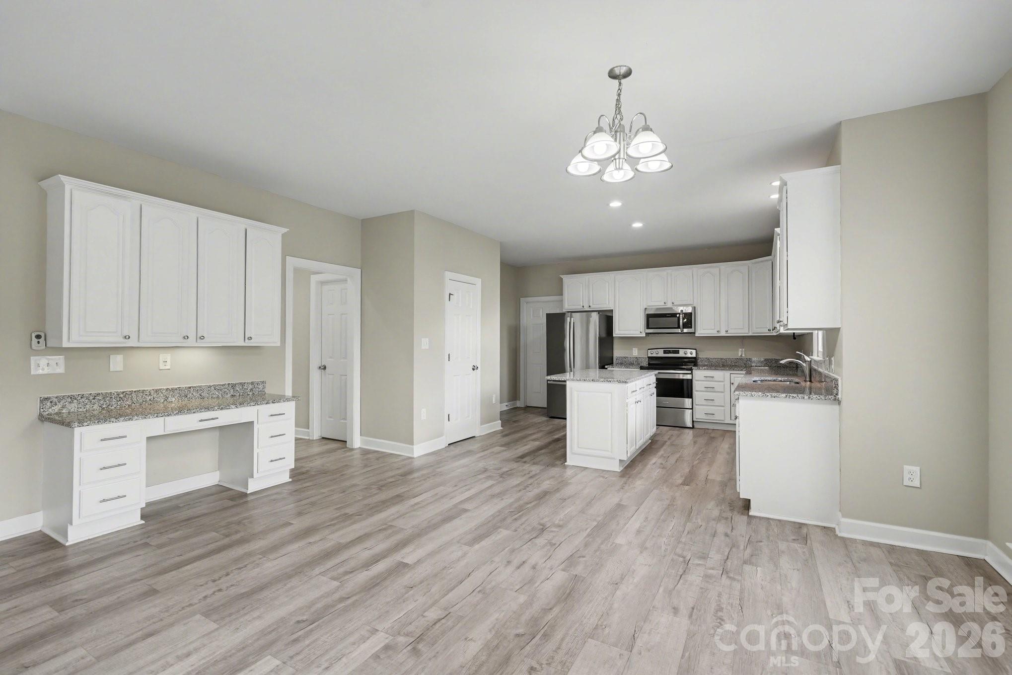 Hunters Pointe - Residential