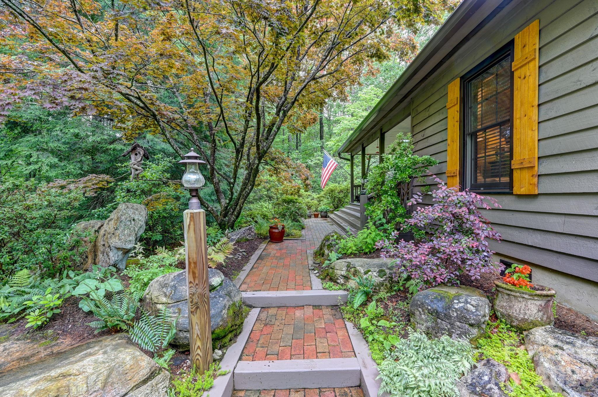 29 Shadow Brook Drive