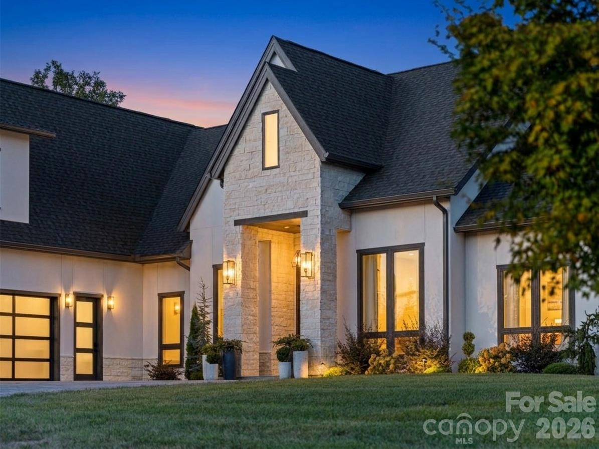 323 Chukar Way