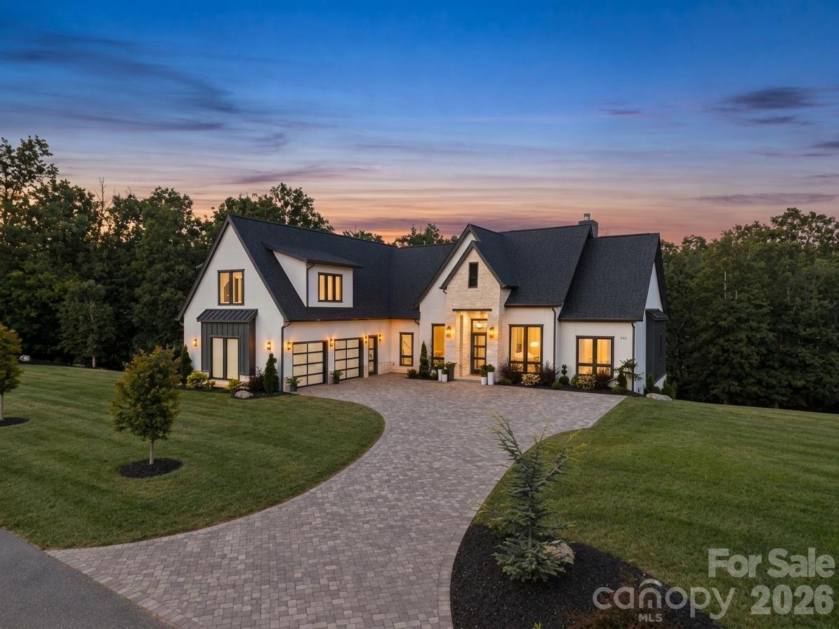 323 Chukar Way