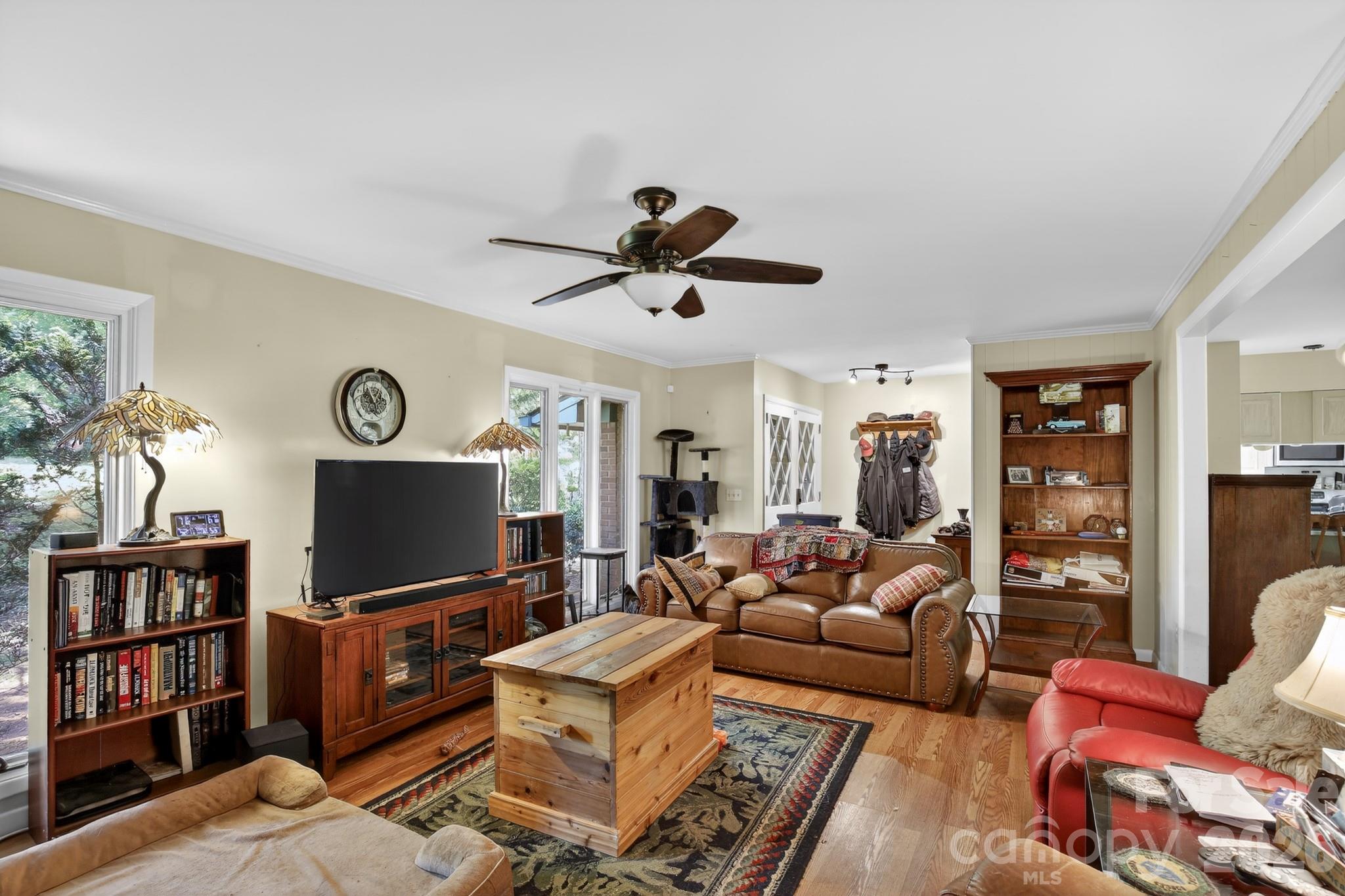 186 Catherine Drive