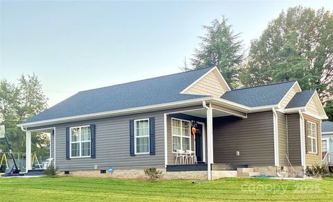 Photo of 1726 Arlington Avenue, Statesville, NC 28677 (MLS # 4311496)