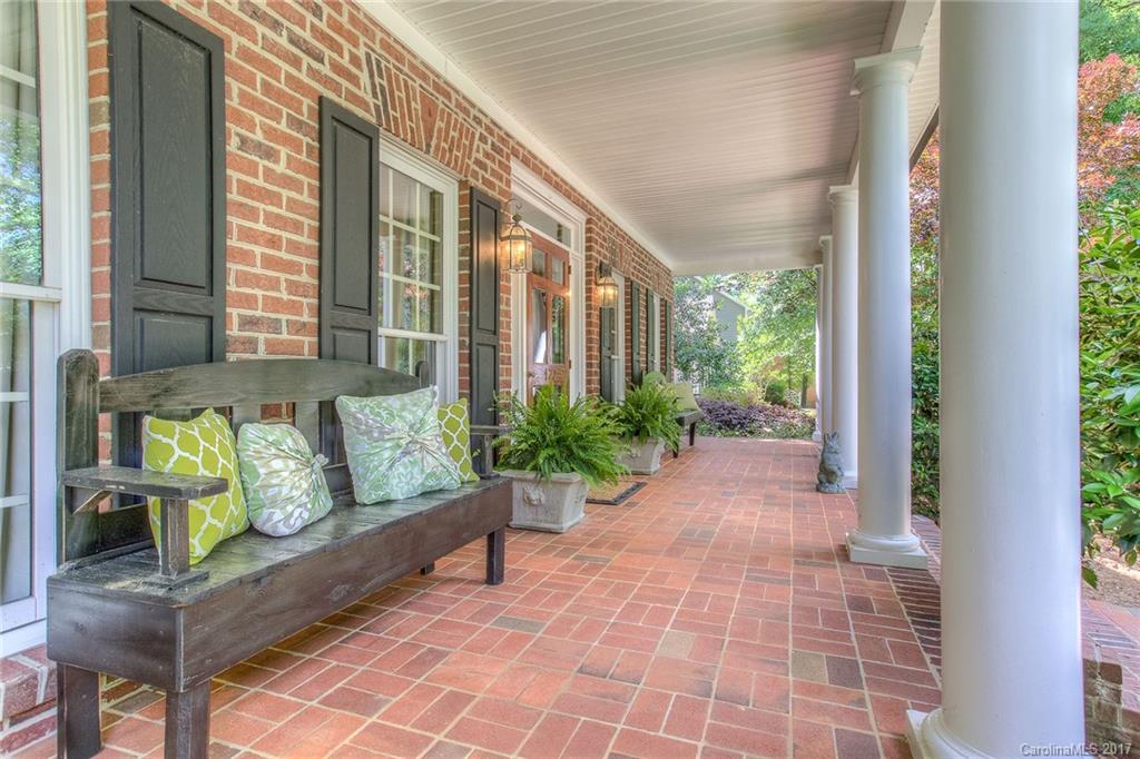 Country Club Hills - Residential