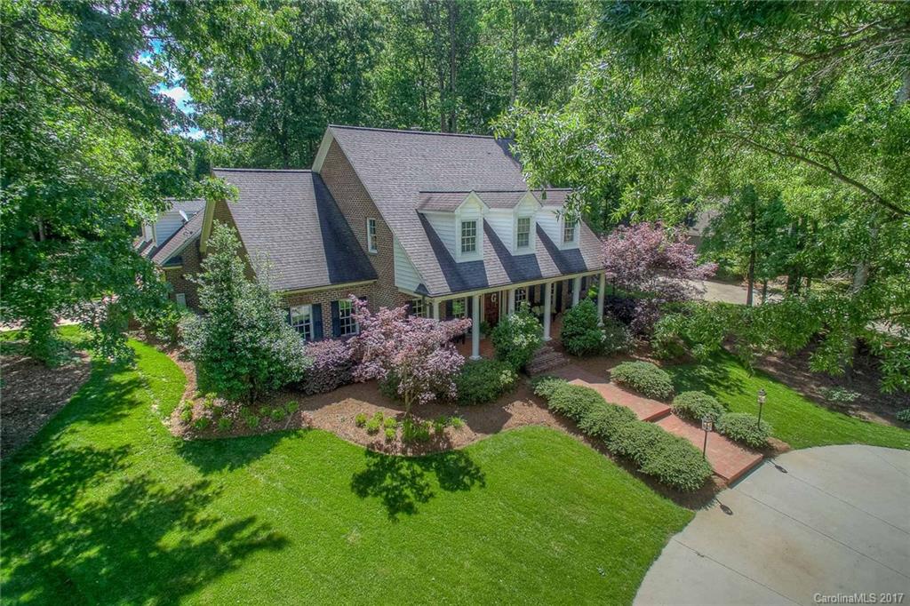 Country Club Hills - Residential