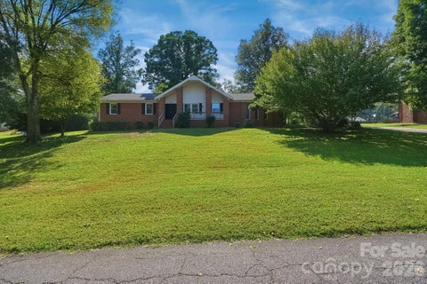 Photo of 6205 Ferncliff Drive, Concord, NC 28027 (MLS # 4435290)
