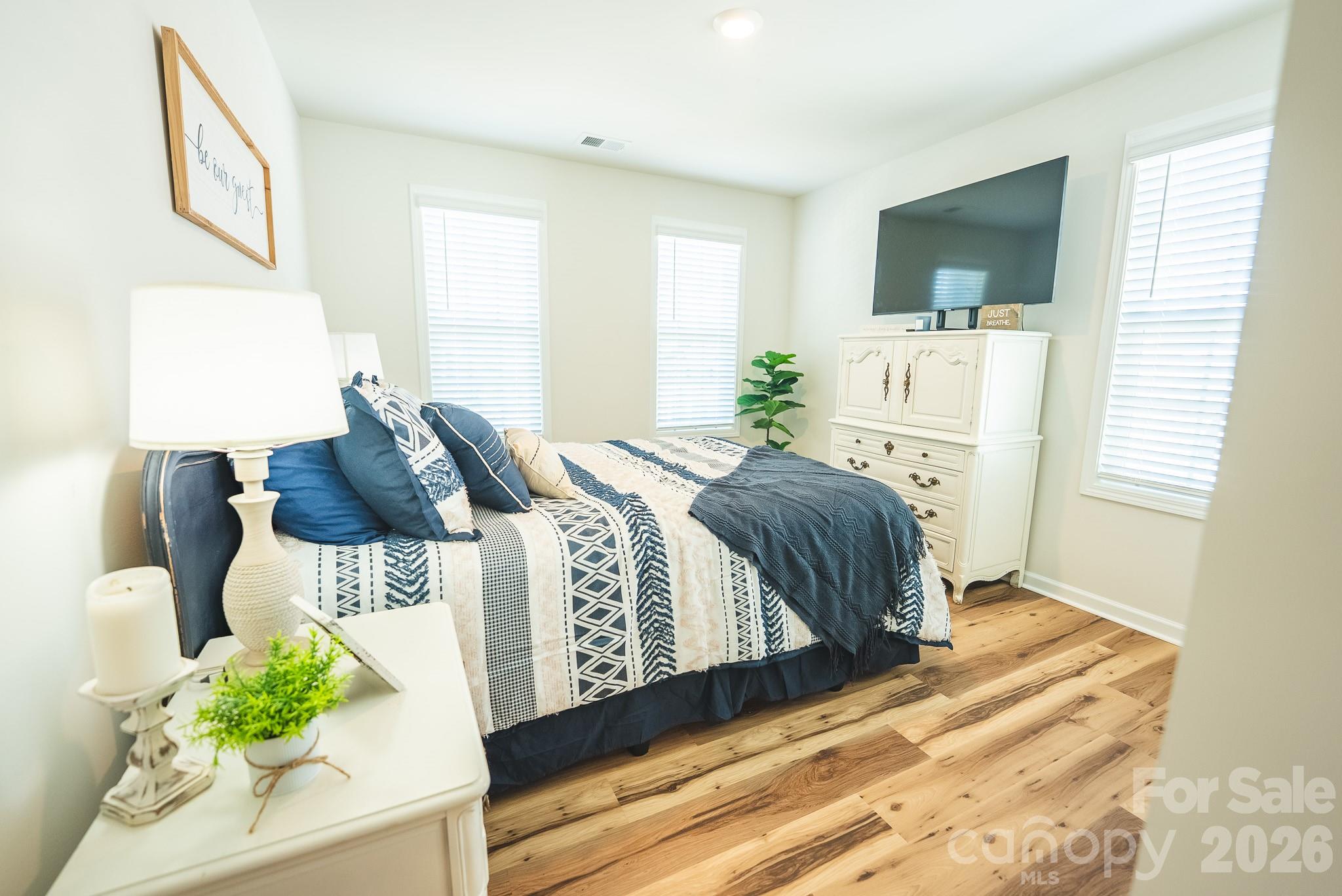 Falls Cove At Lake Norman - Residential