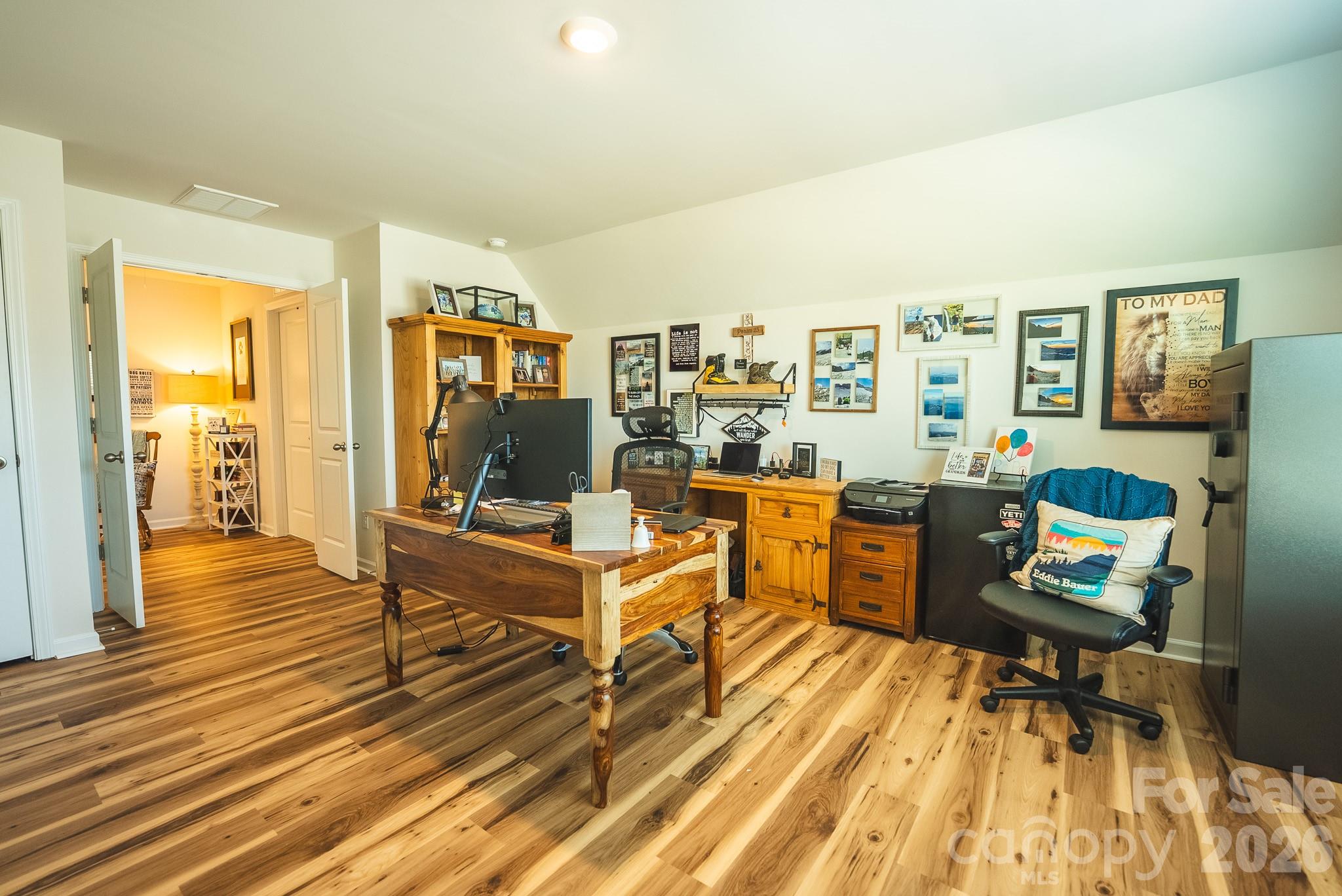 Falls Cove At Lake Norman - Residential