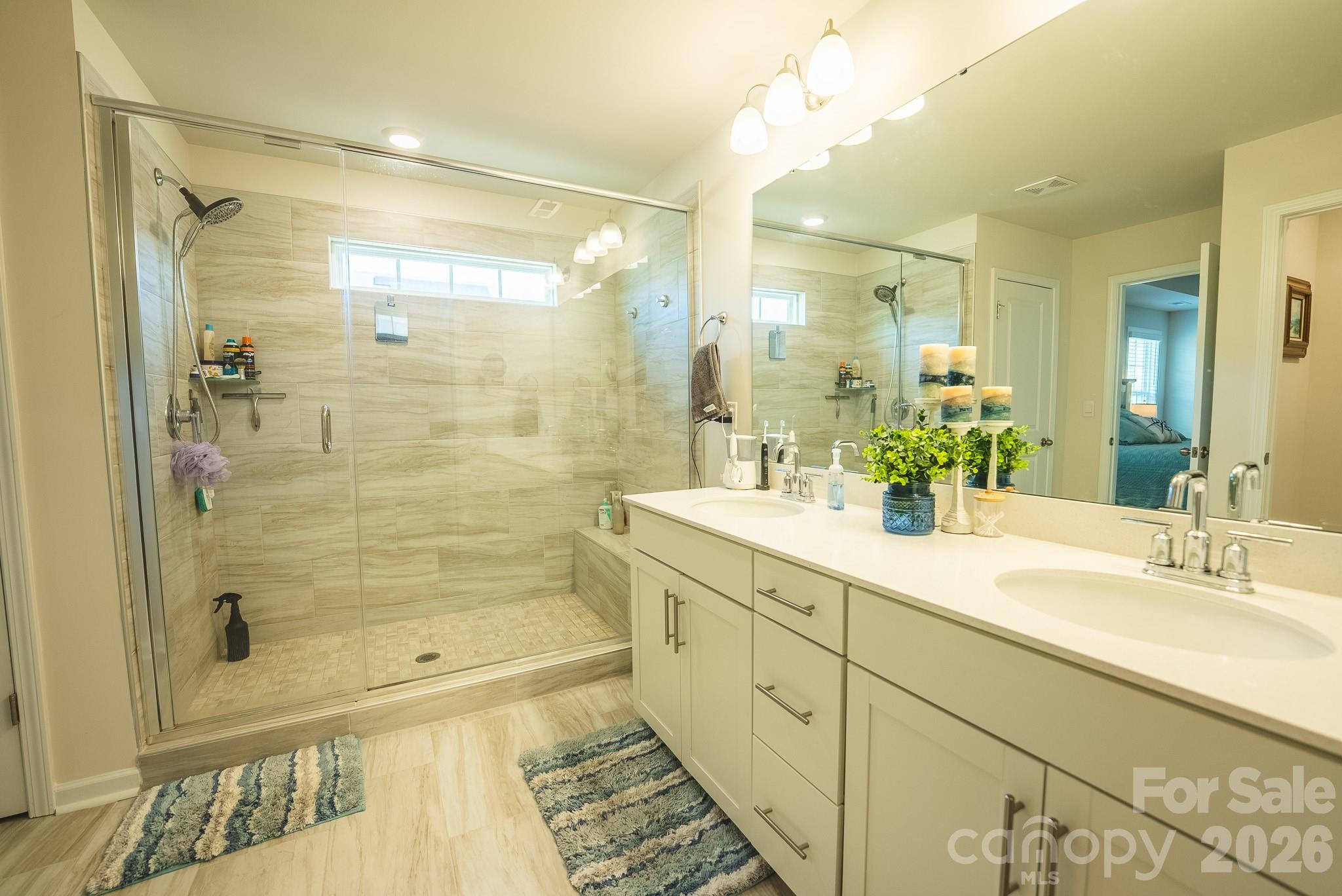 Falls Cove At Lake Norman - Residential