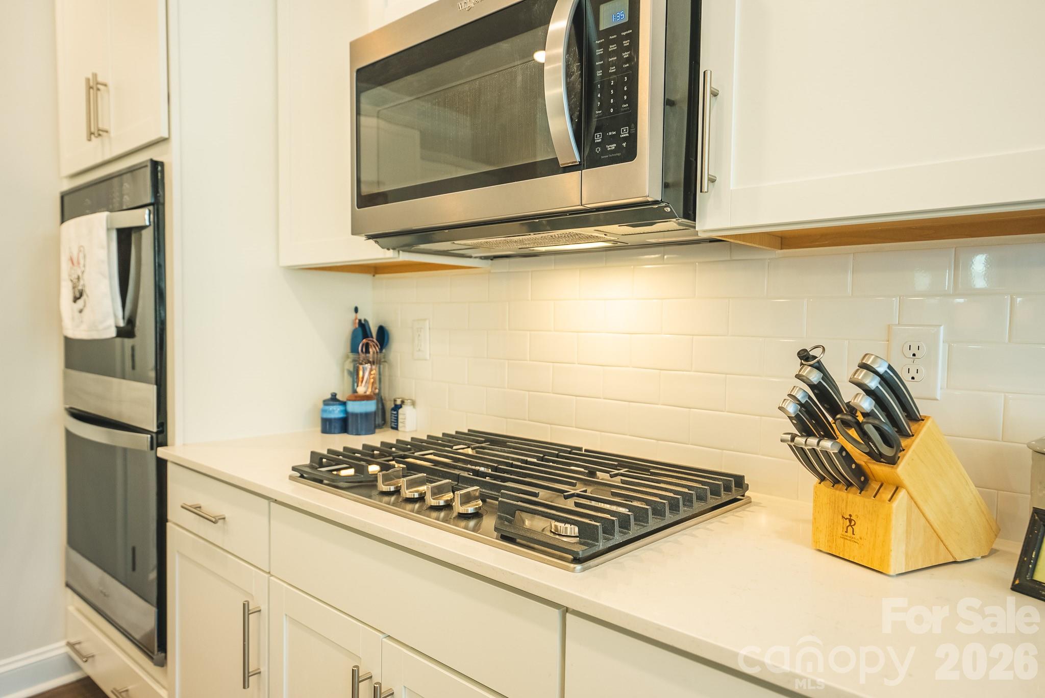 Falls Cove At Lake Norman - Residential