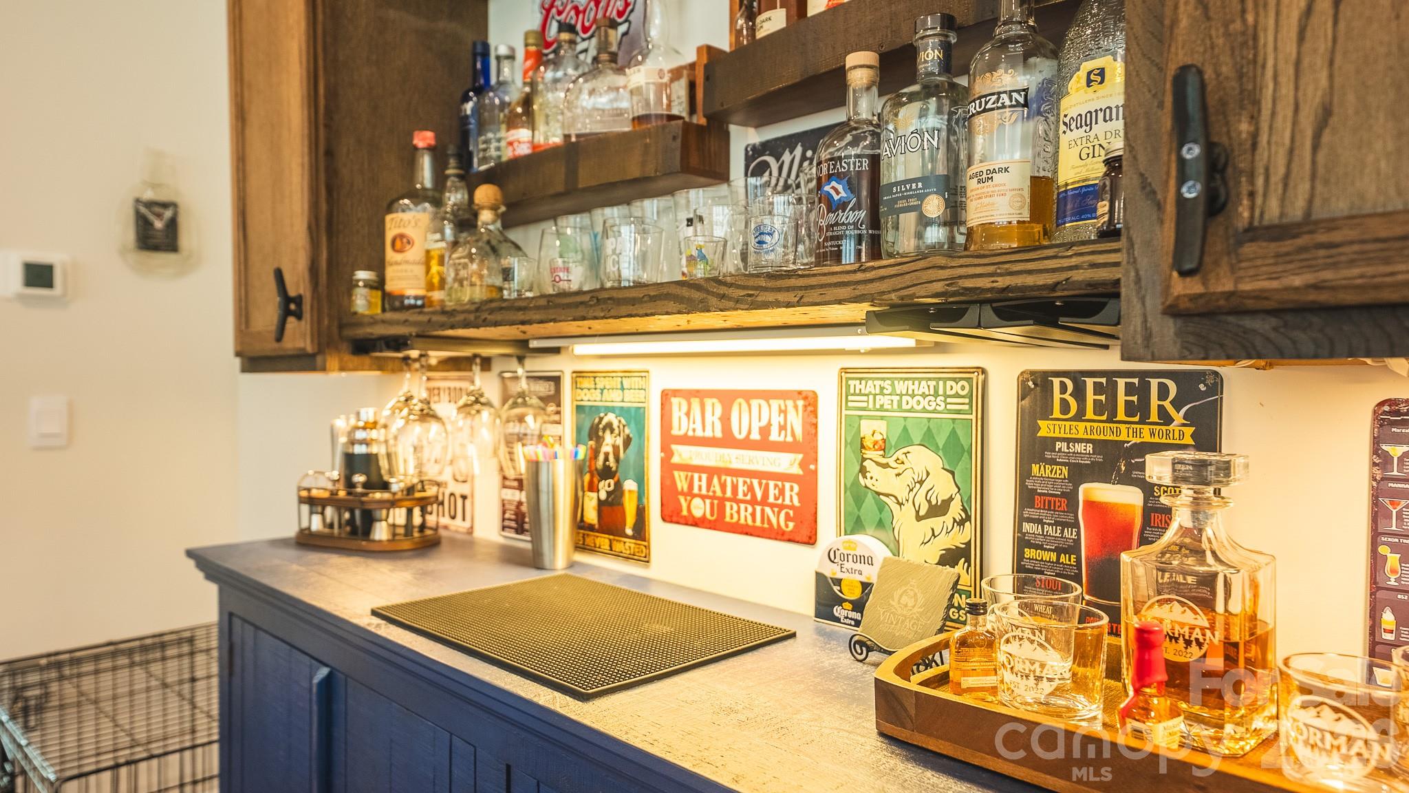 Falls Cove At Lake Norman - Residential