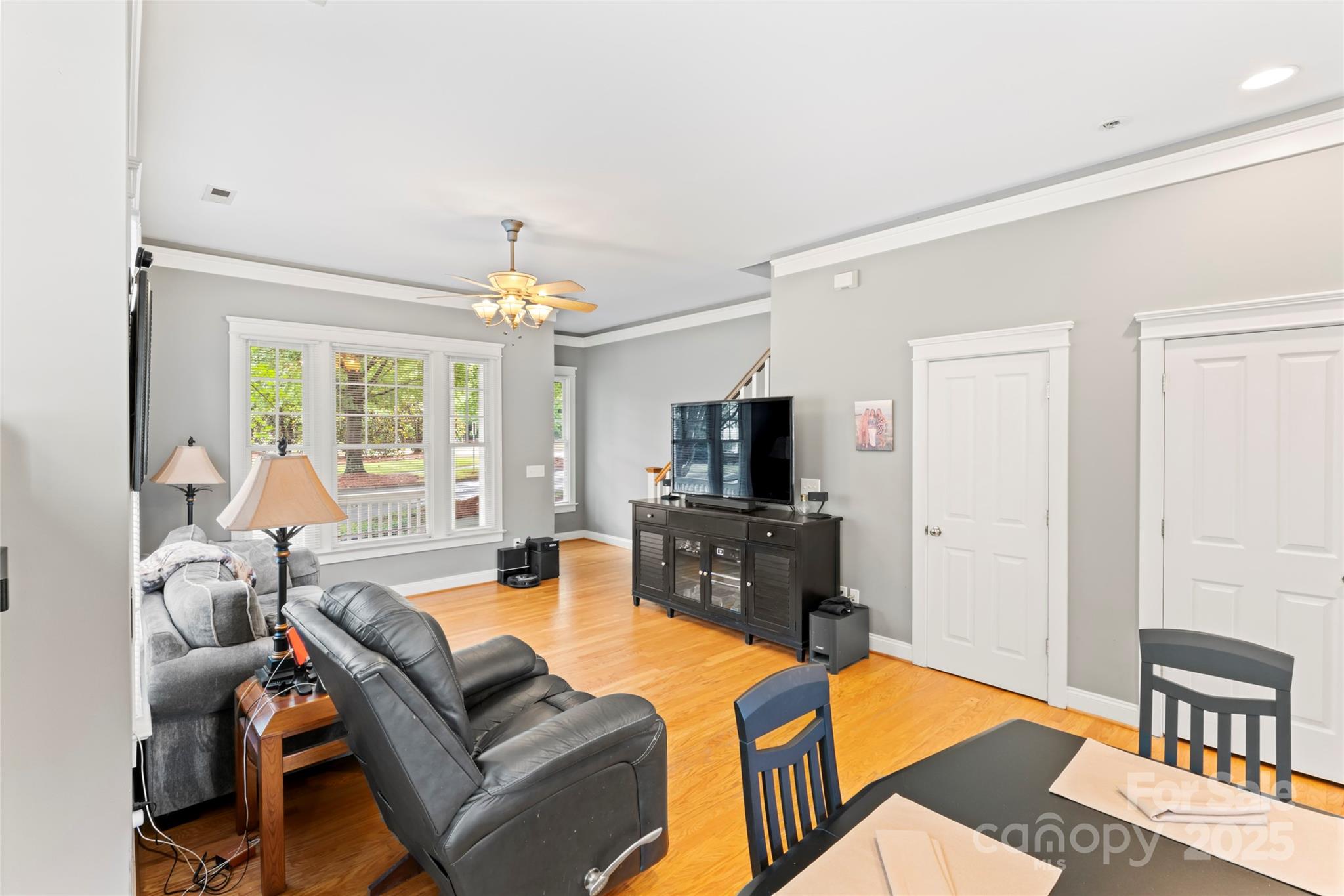 3007 Colonel Springs Way