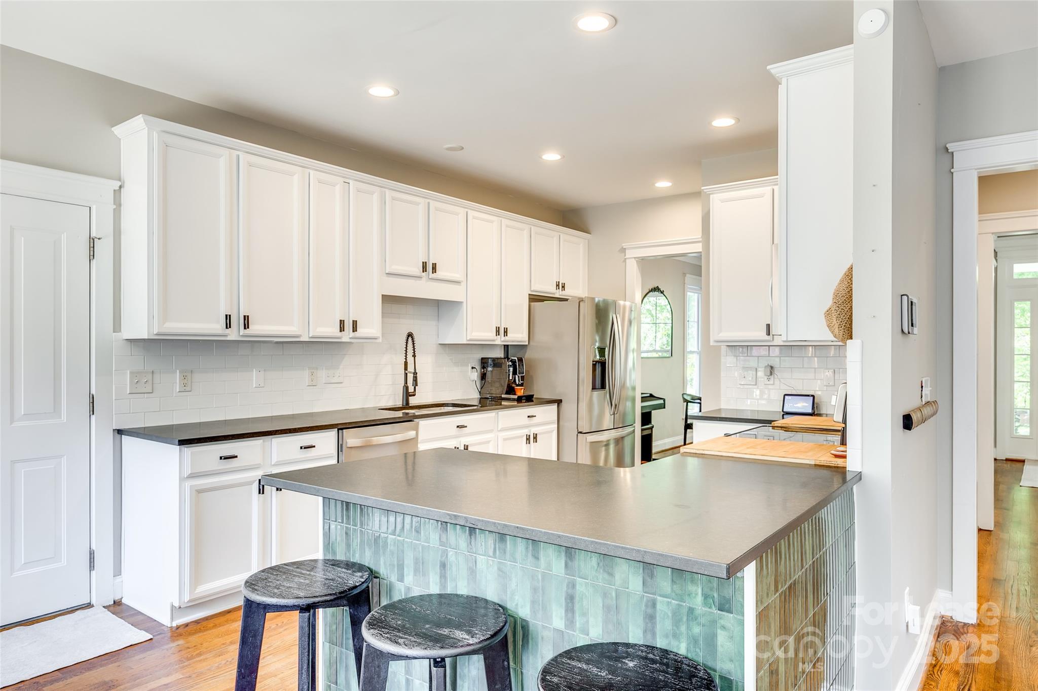 Windsong - Residential Lease