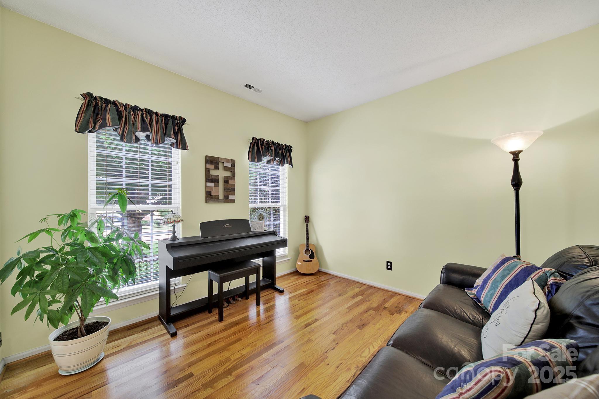 Knightsbridge - Residential