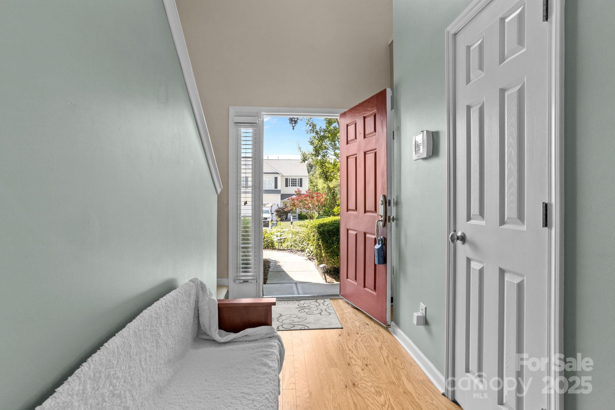 10825 Traders Court