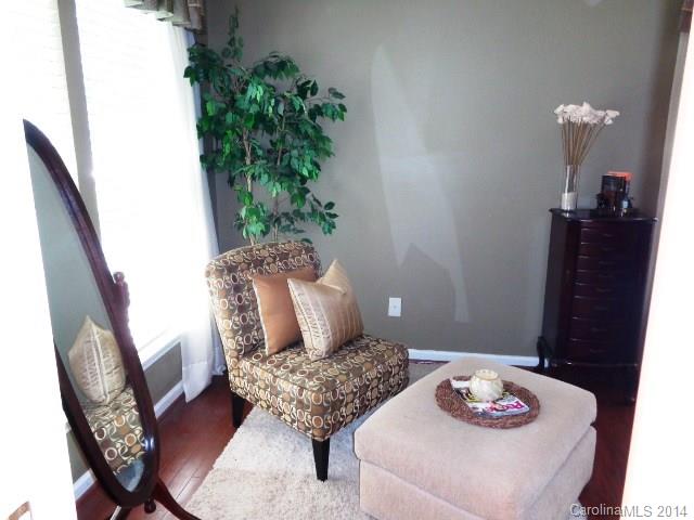 Dutchmans Meadow - Residential