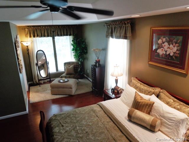 Dutchmans Meadow - Residential