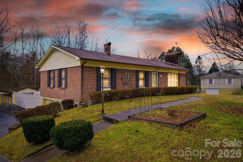 902 Meadowood Drive Lenoir NC 28645