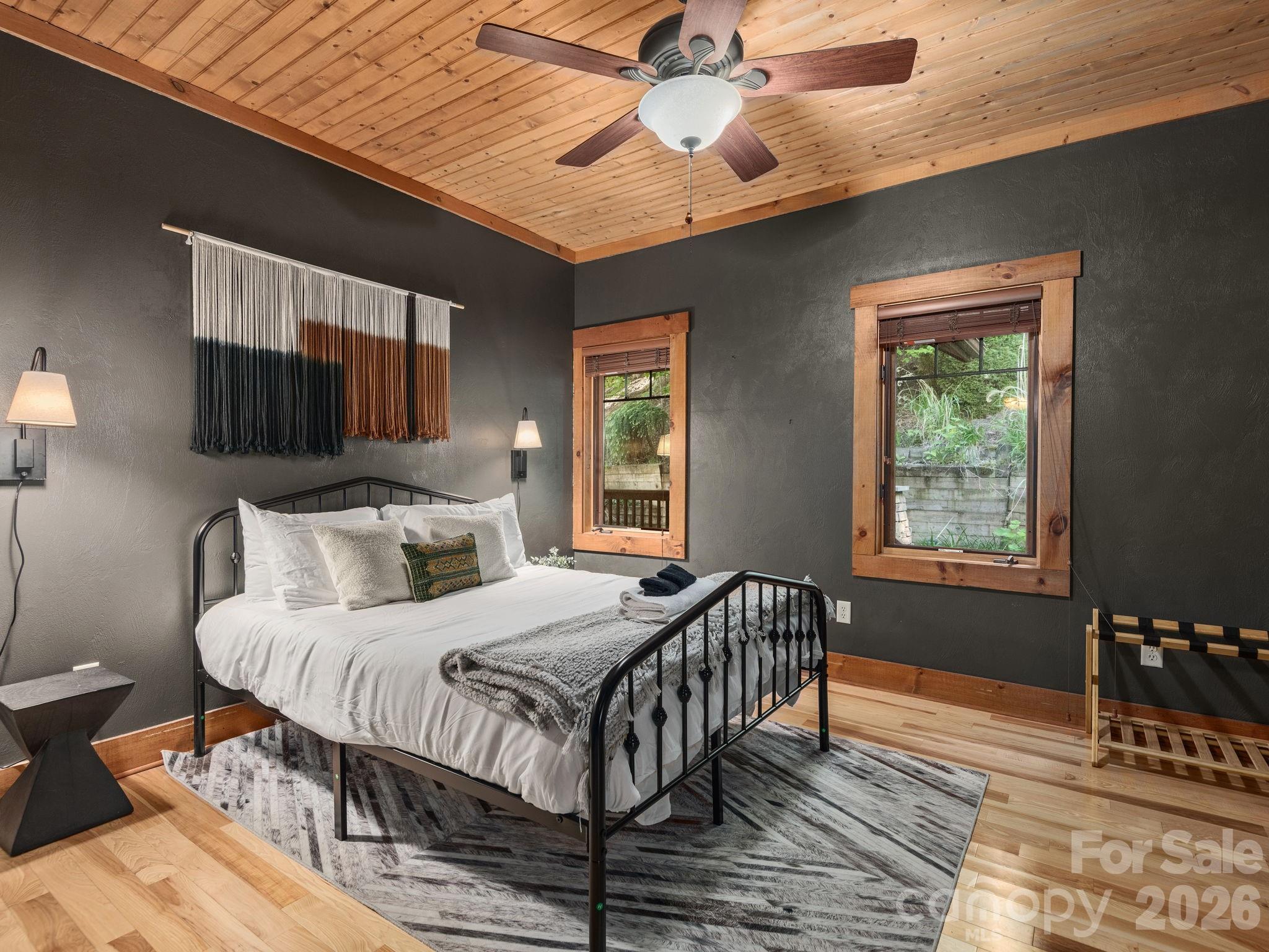Laurel Ridge - Residential