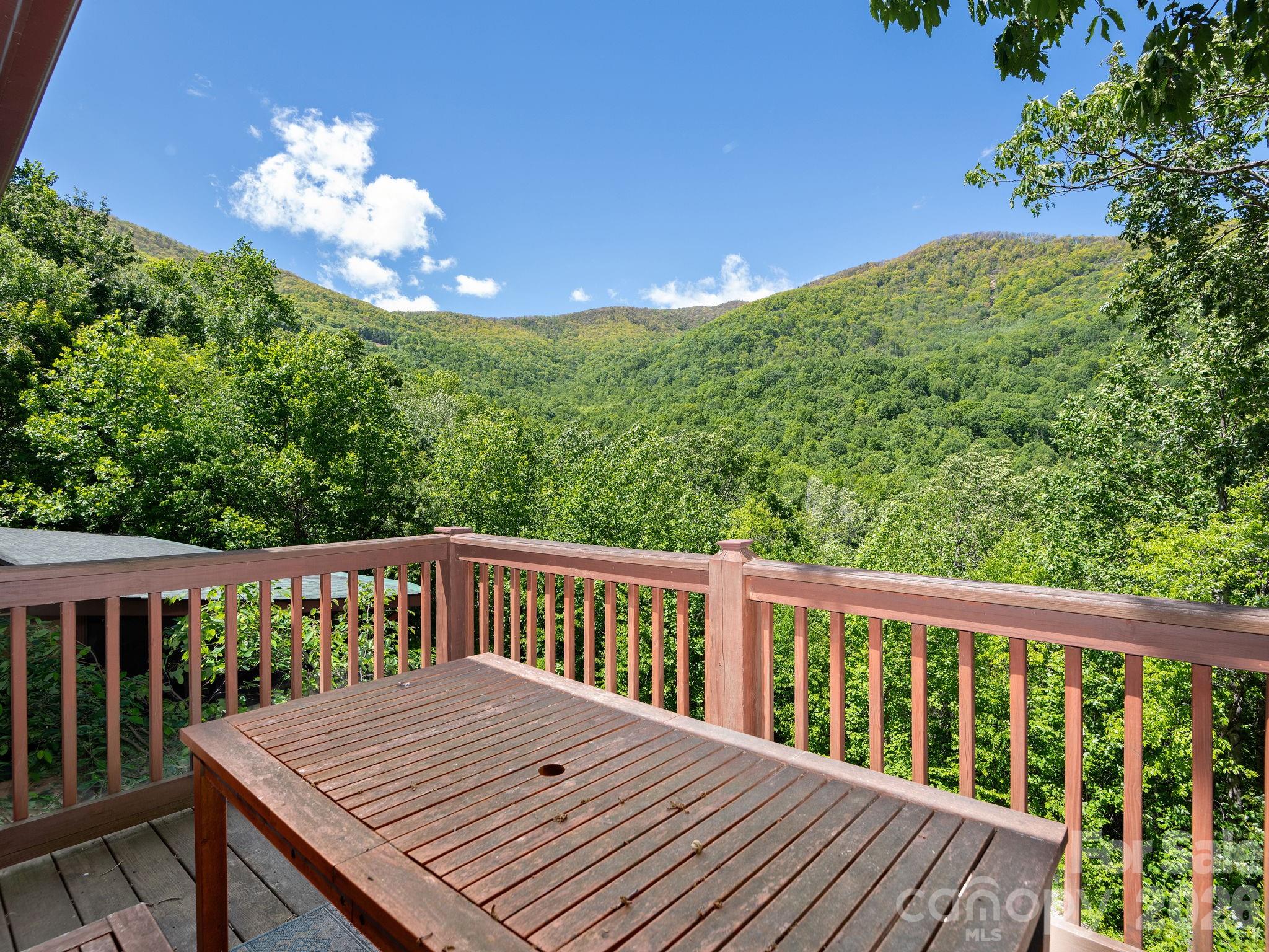 Laurel Ridge - Residential