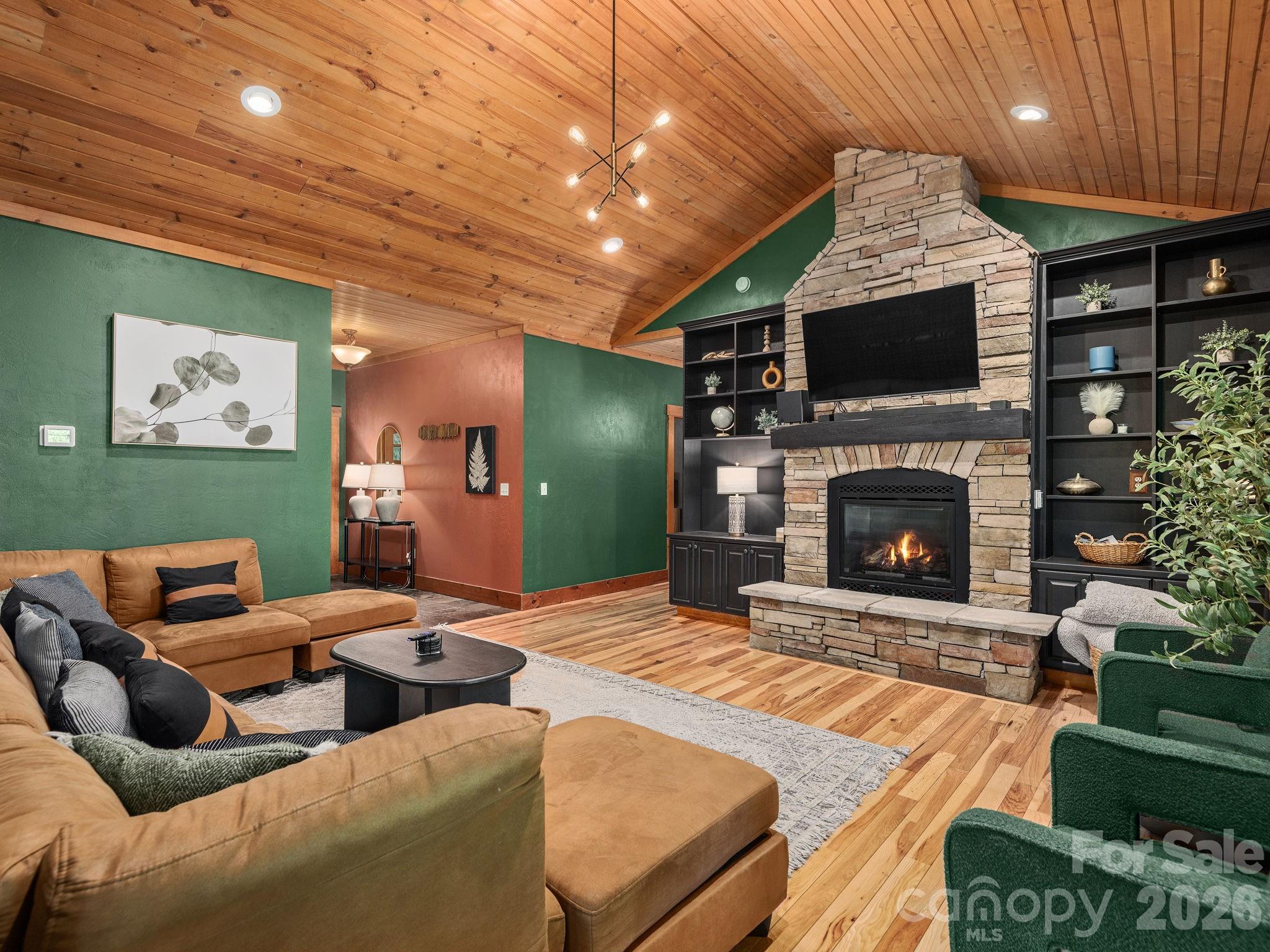 Laurel Ridge - Residential