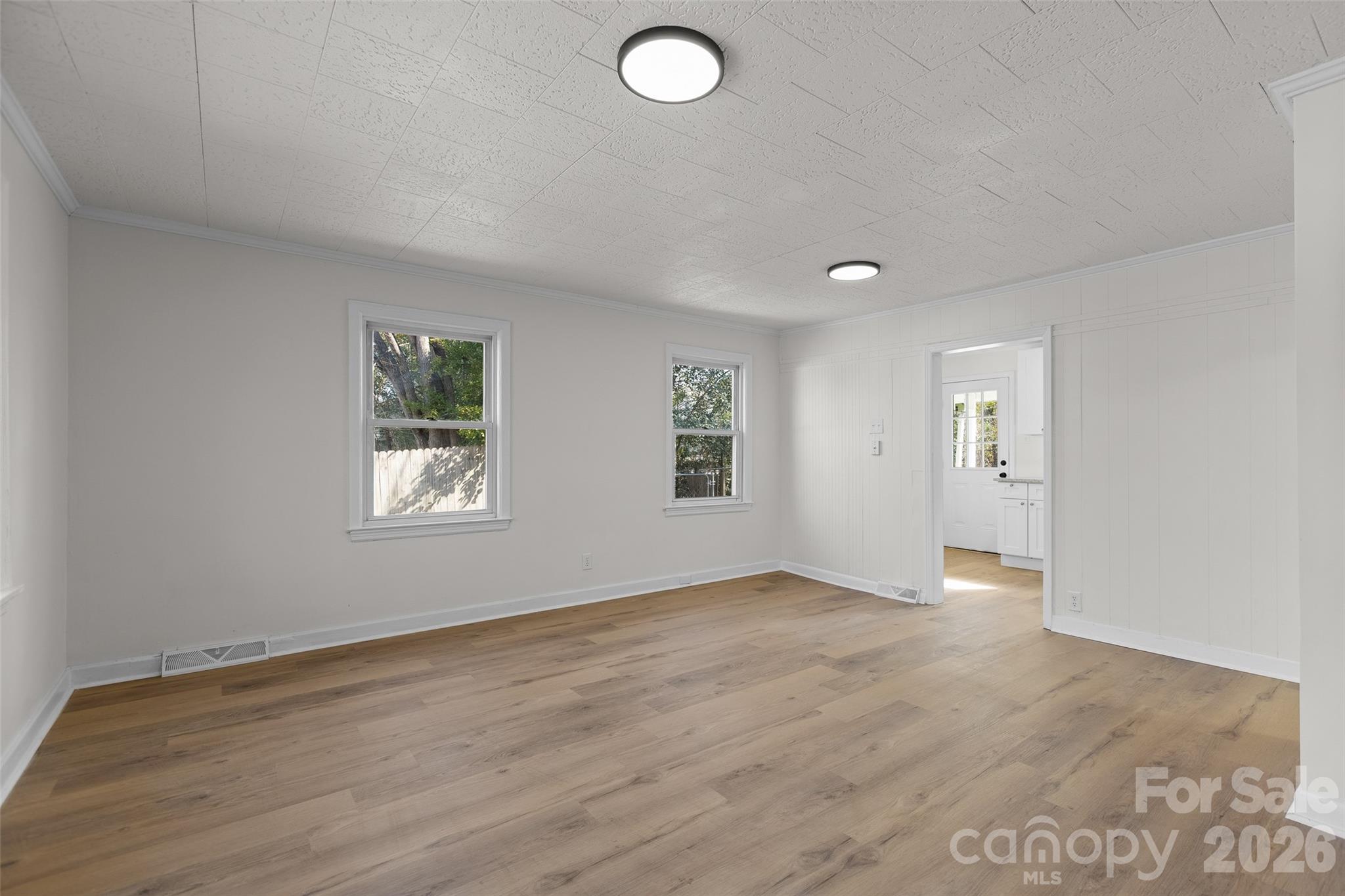 1111 N Jackson Avenue