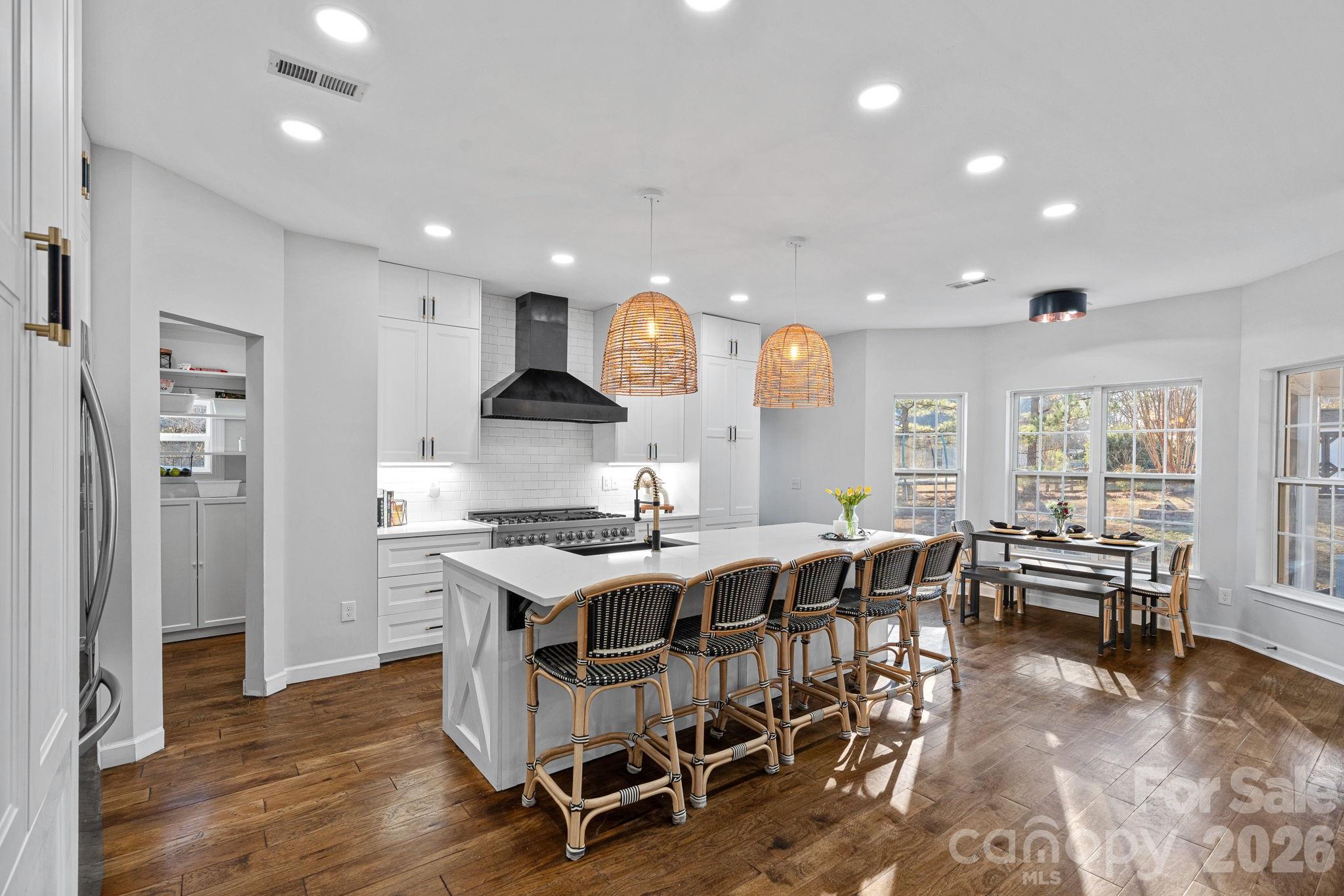 6110 Flowergate Lane