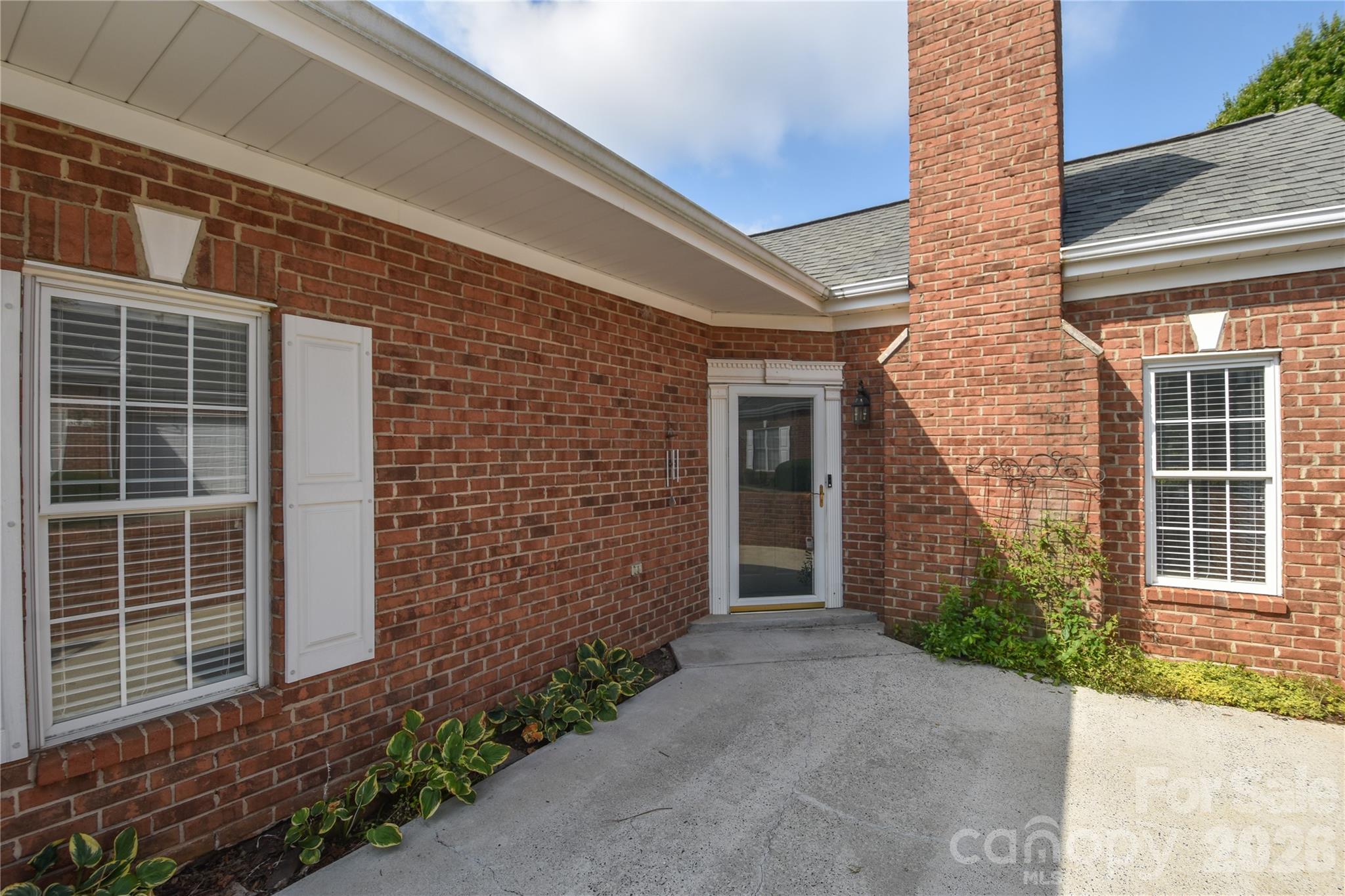 8332 Highland Glen Drive