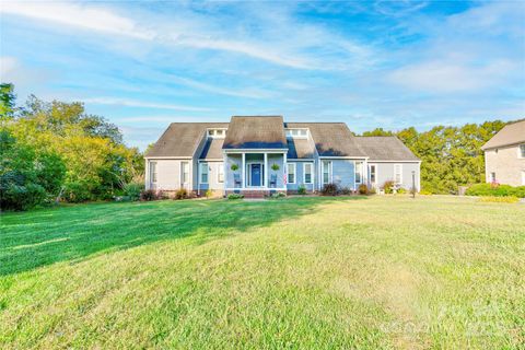 106 Wyndham Cove Cherryville NC 28021