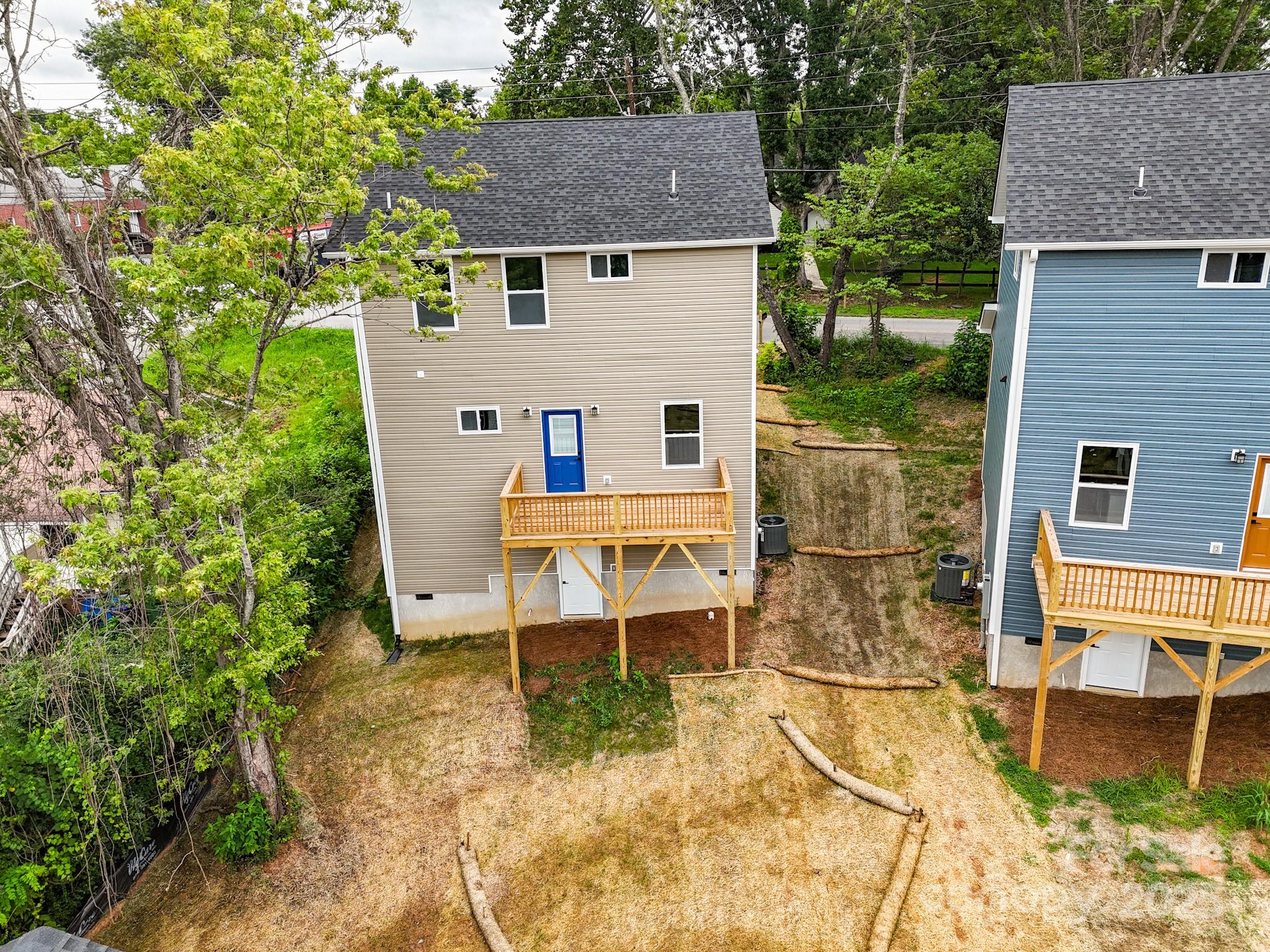 398 Deaverview Road