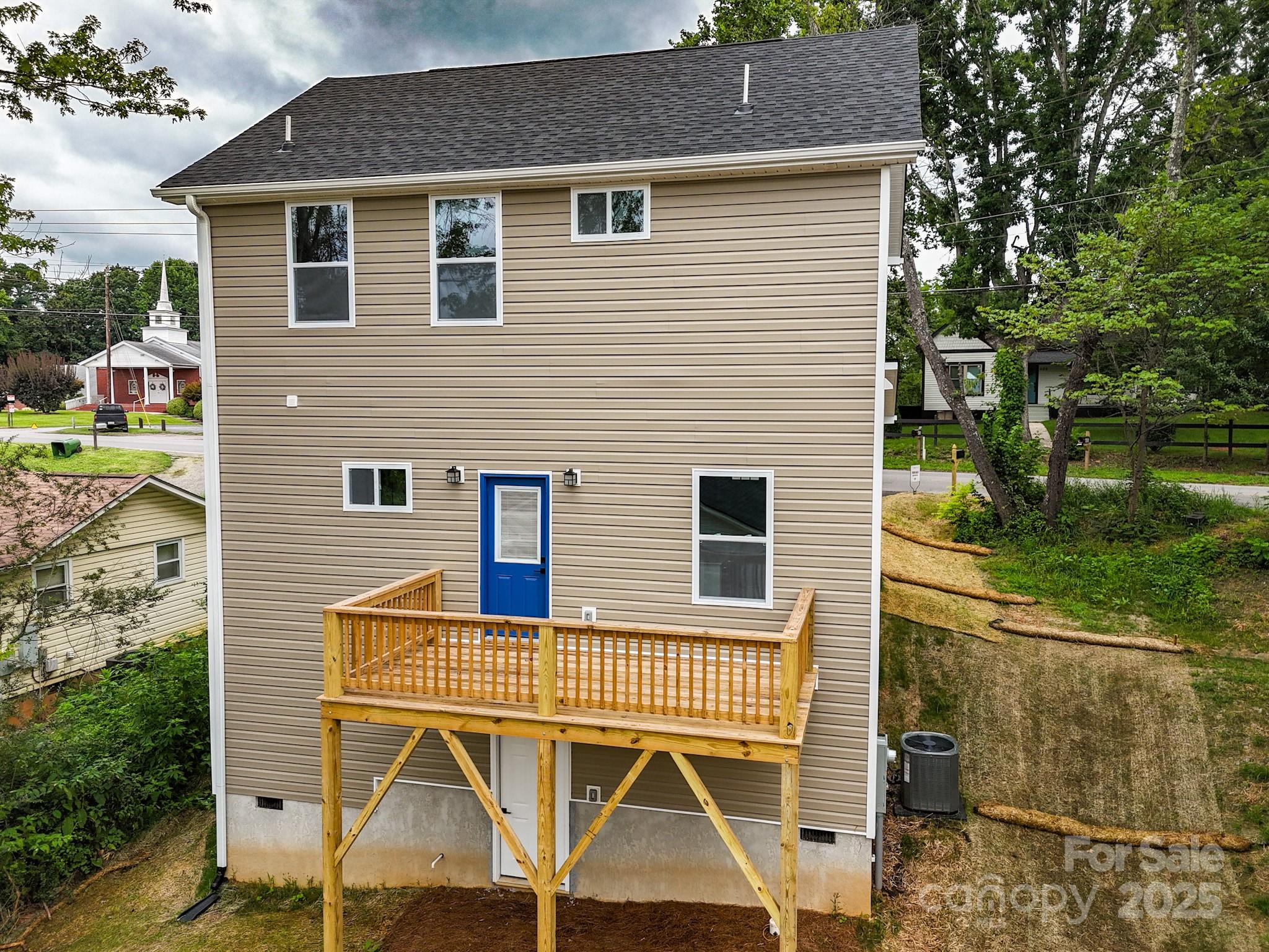 398 Deaverview Road