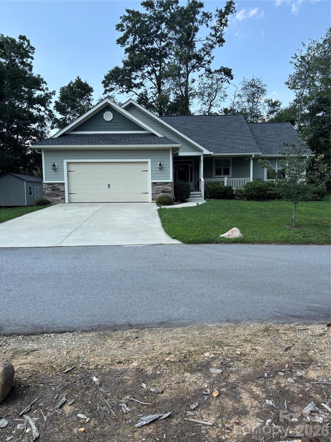 14 Wood Path Lane