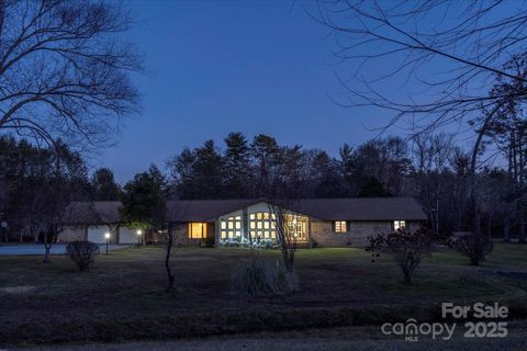 A home in Pisgah Forest