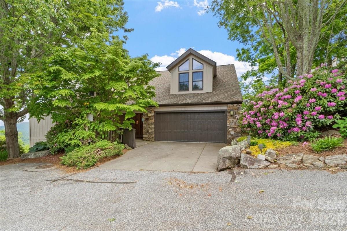 373 Rhododendron Lane
