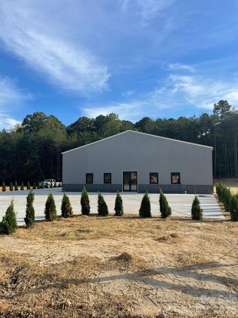 1507 Midtown Drive Lincolnton NC 28092