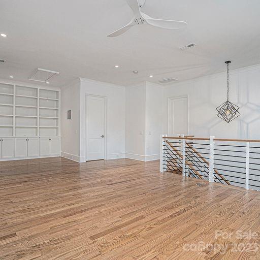 Seven Oaks - Residential