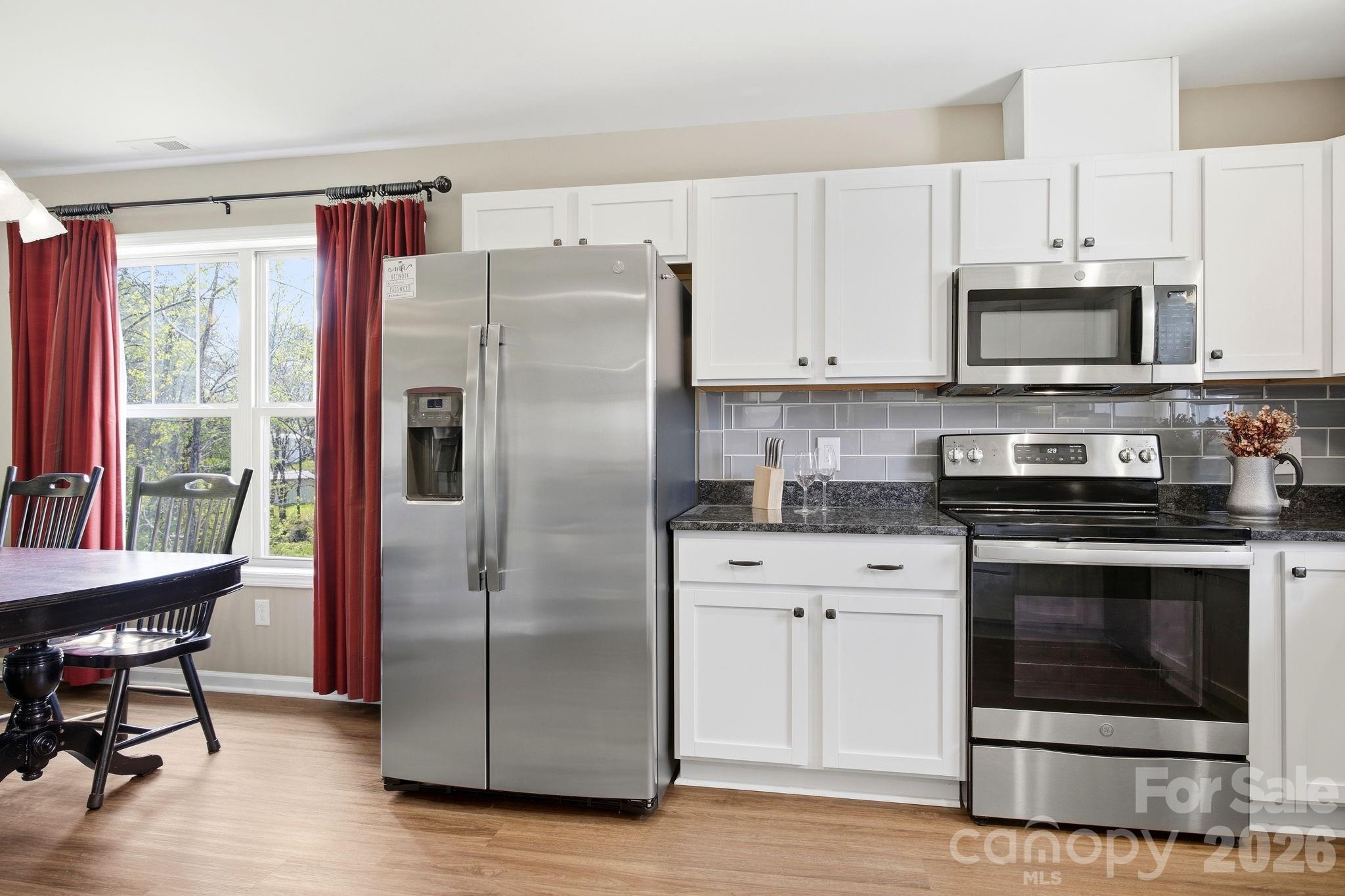 Lillie Farm Cove - Residential