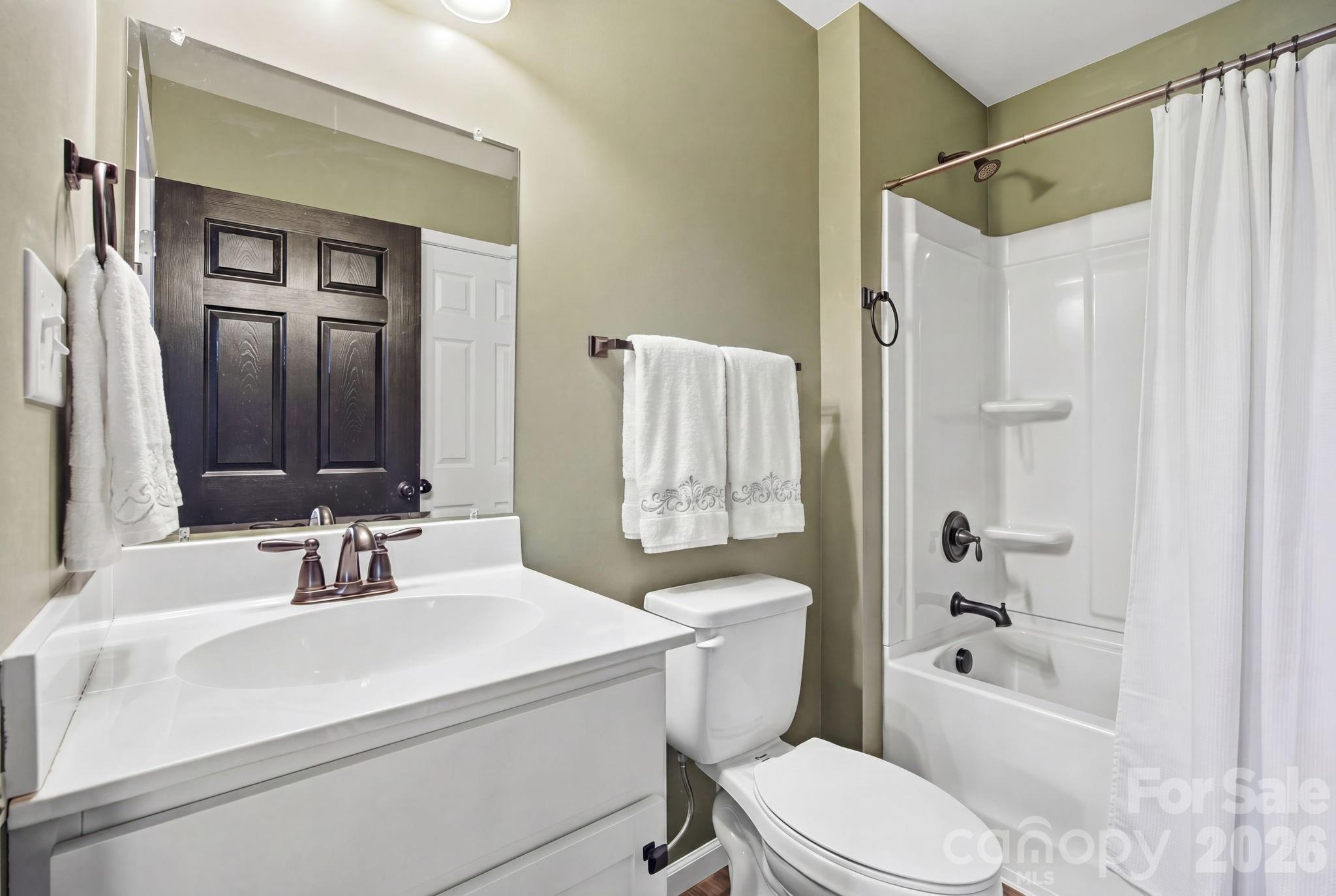 Lillie Farm Cove - Residential