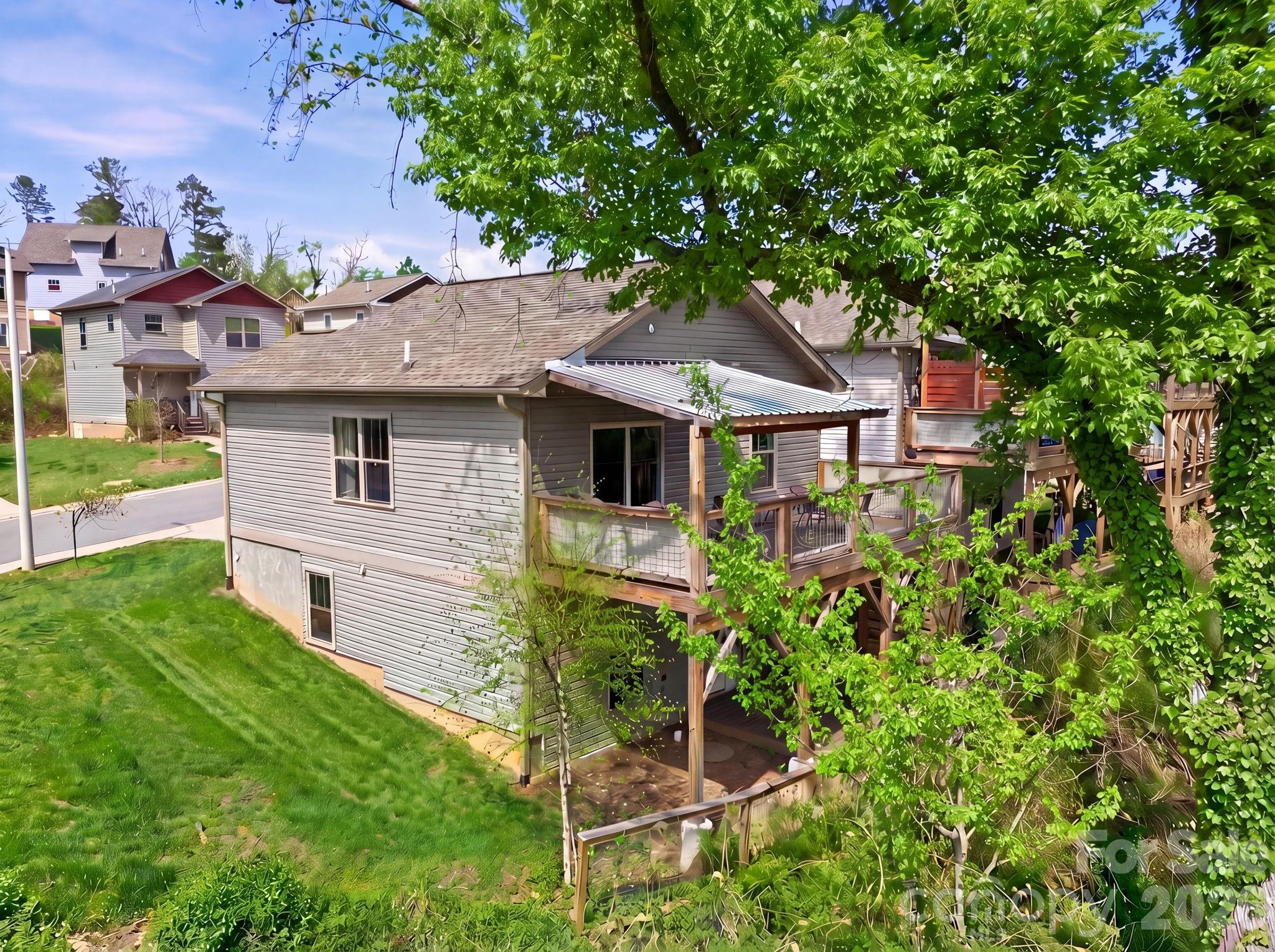 Lillie Farm Cove - Residential