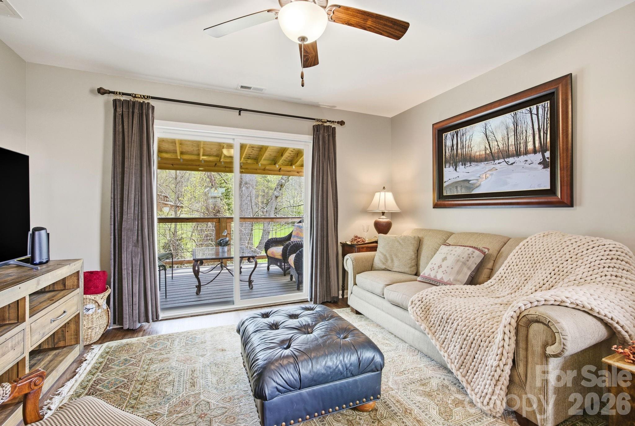 Lillie Farm Cove - Residential