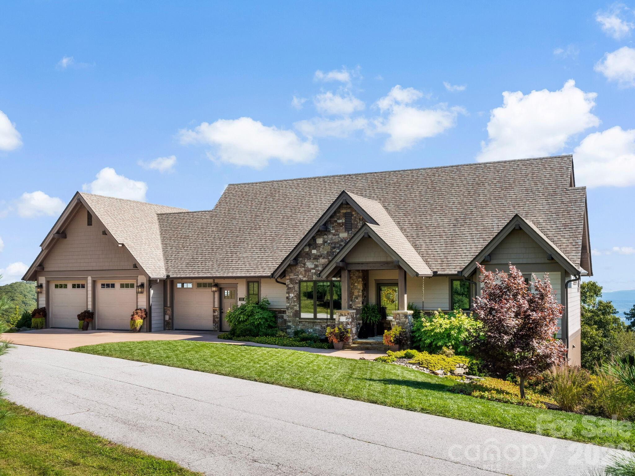 320 Summerset Drive