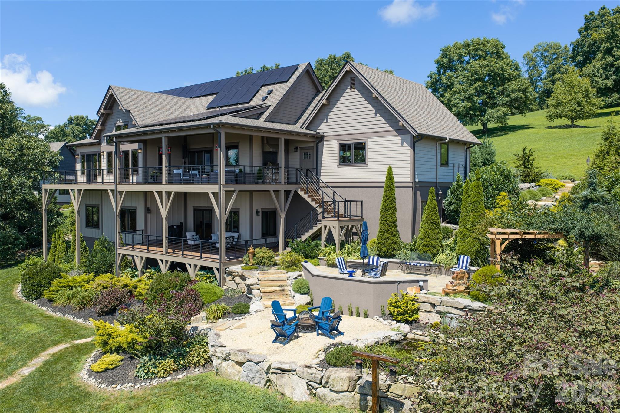320 Summerset Drive
