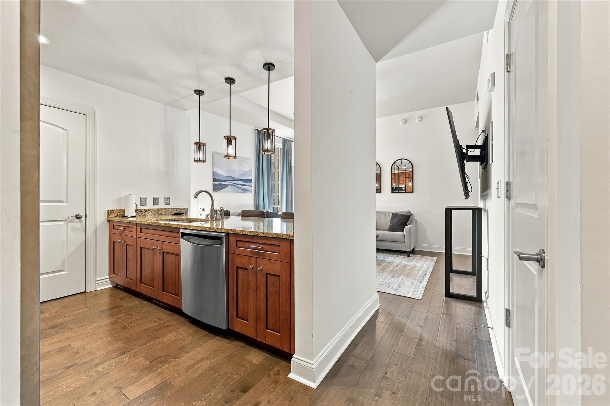 701 Royal Court 704