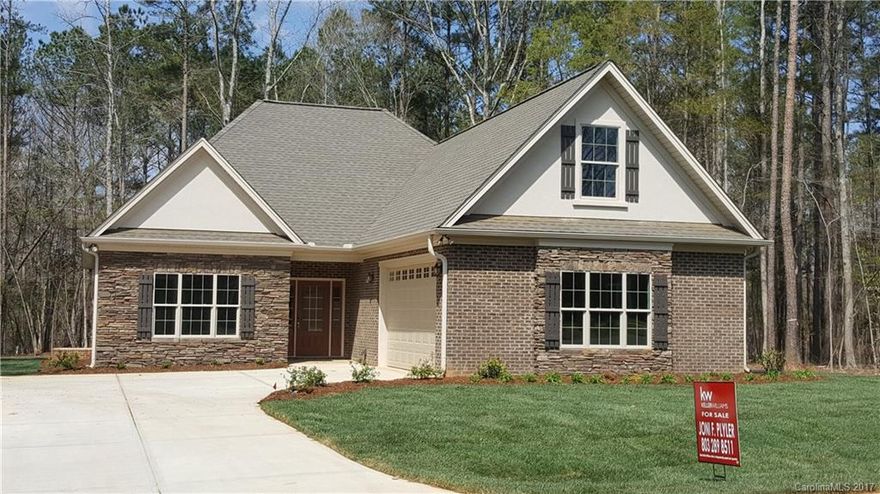 Wonderful new construction home. With 9ft ceilings on main fl. Fl dining rm has tray ceiling, great crown molding. Great rm has vaulted ceiling, stone fireplace with gas logs, that opens to a large screen porch, with fireplace, gas logs. Kitchen has stainless steel appliances, breakfast area. Master suite, with large walk-in closet, tray ceiling, double sinks in bath with great tile shower. Other two bedrooms share a bath. Large bonus room over garage. House has beautiful lawn with irrigation