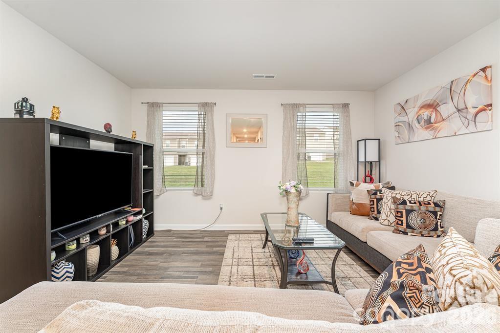 Ashton Manor - Residential