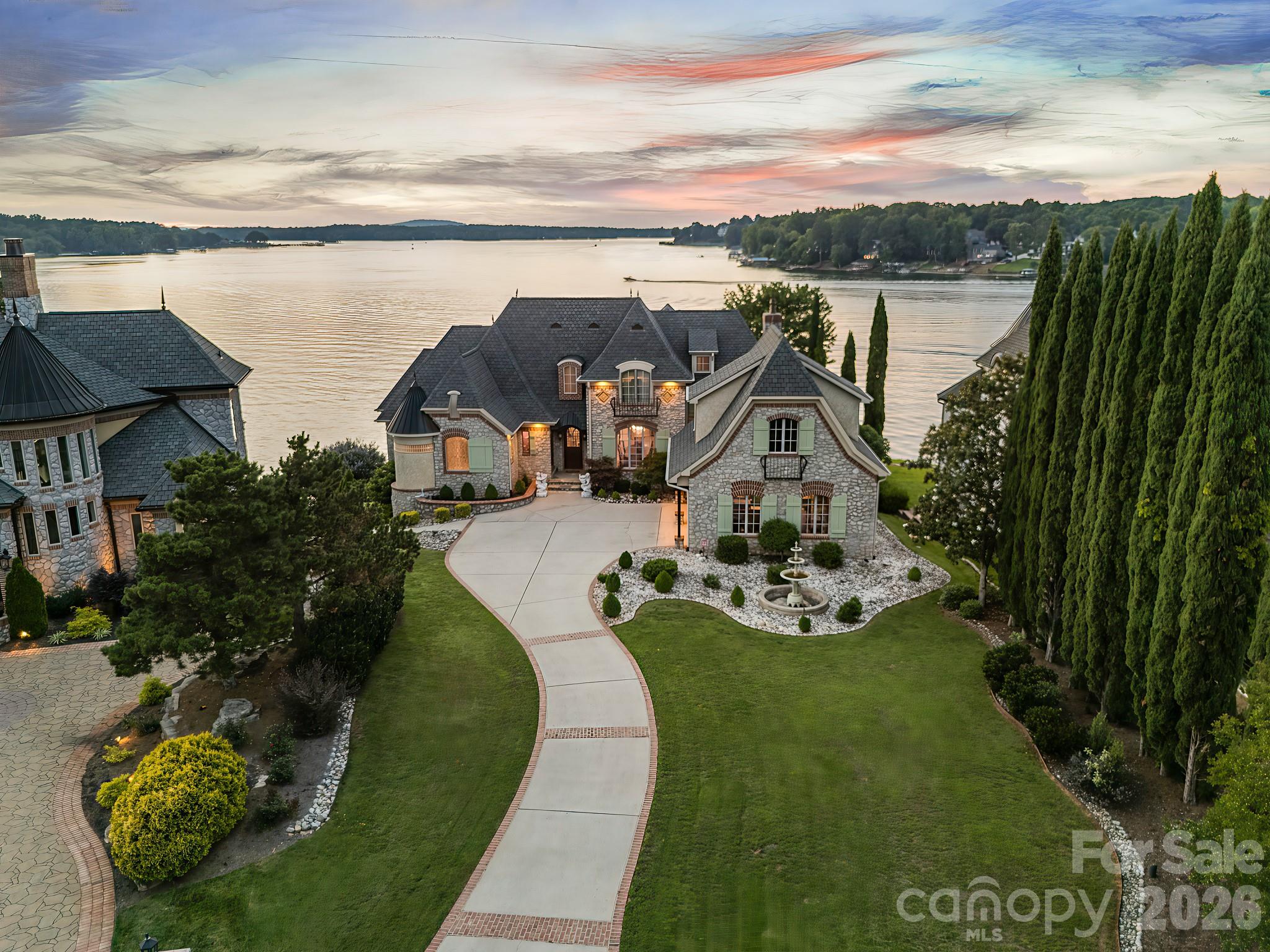 331 Ivy Arbor Circle